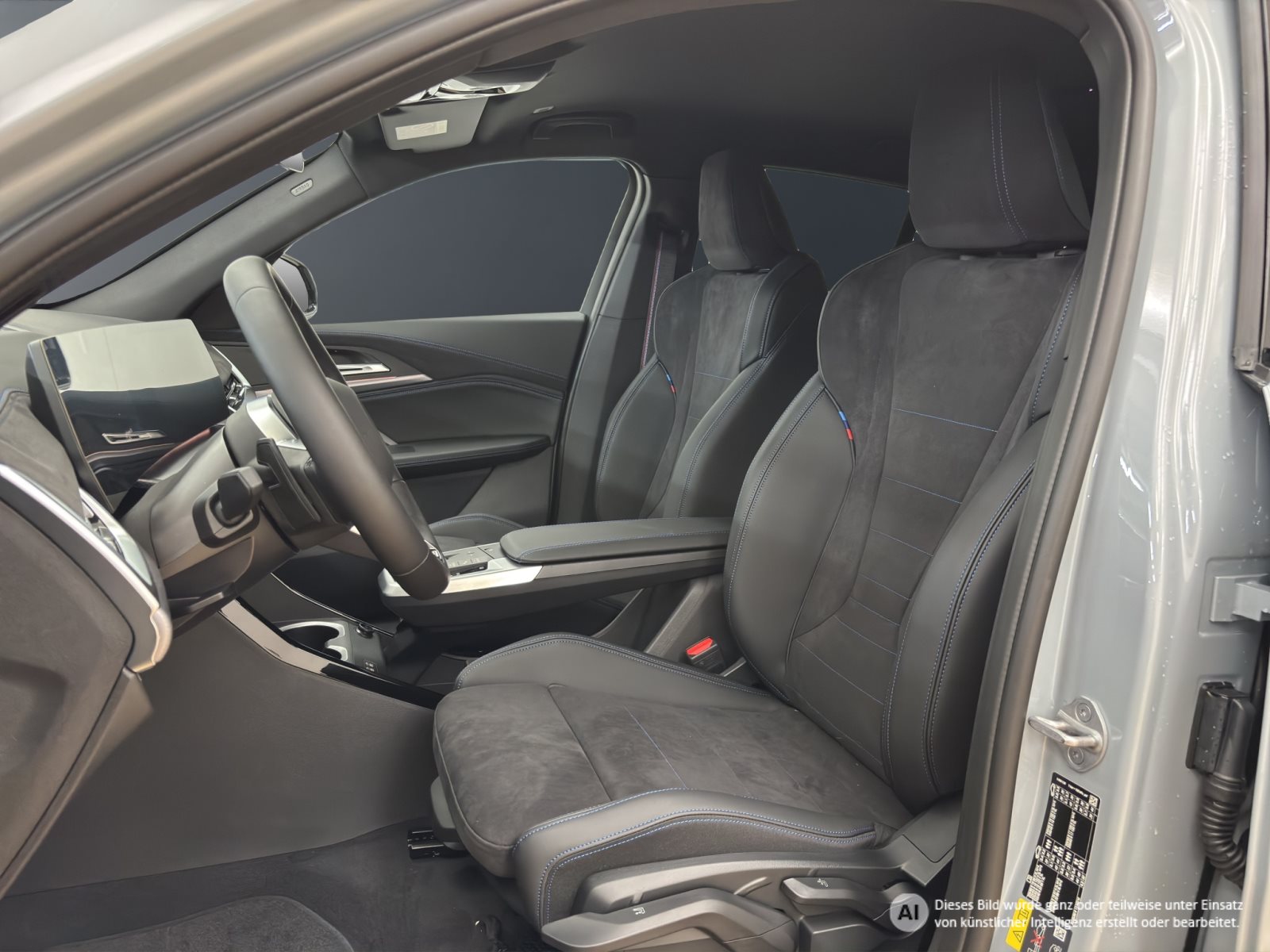 Fahrzeugabbildung BMW iX2 eDrive20 [M Sport Pro, AHK, ACC, 19 LMR, RFK]