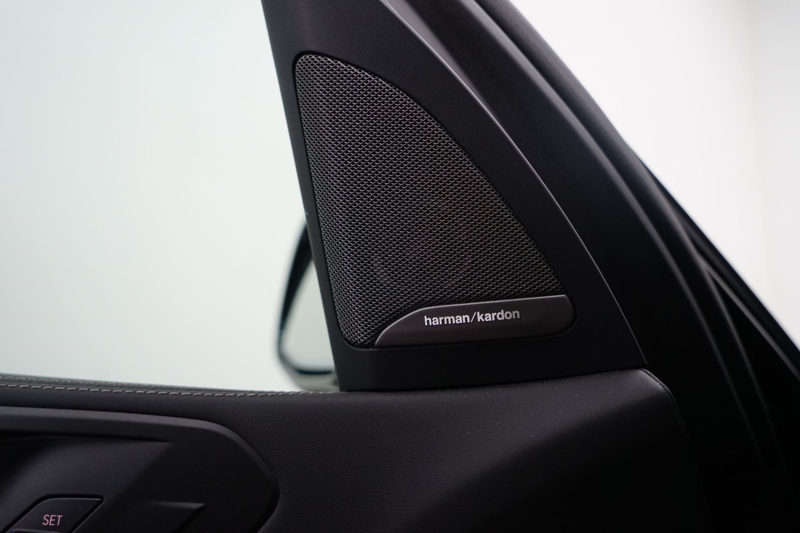 Fahrzeugabbildung BMW X5 M60i xDrive [SkyLounge, HK Sound, DA Prof.]