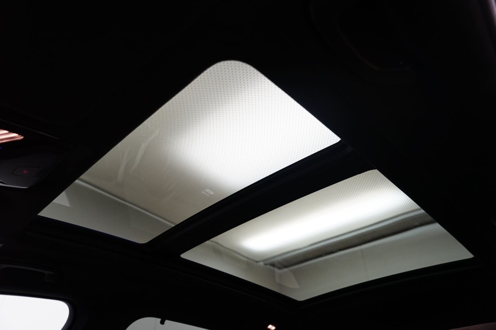 Fahrzeugabbildung BMW X5 M60i xDrive [SkyLounge, HK Sound, DA Prof.]