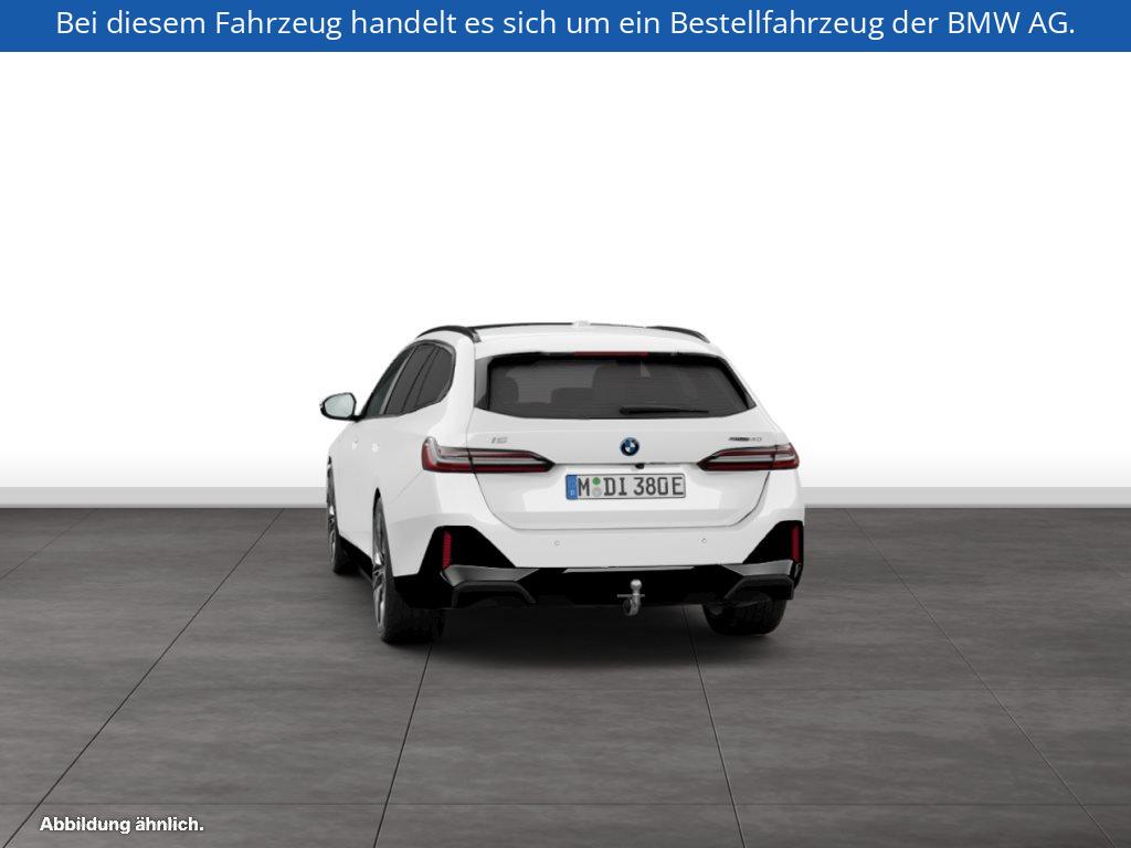 Fahrzeugabbildung BMW i5 eDrive40 Touring