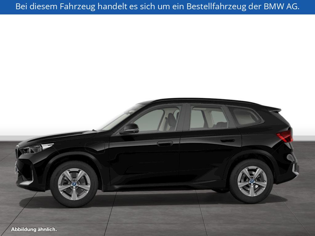 Fahrzeugabbildung BMW X1 xDrive25e