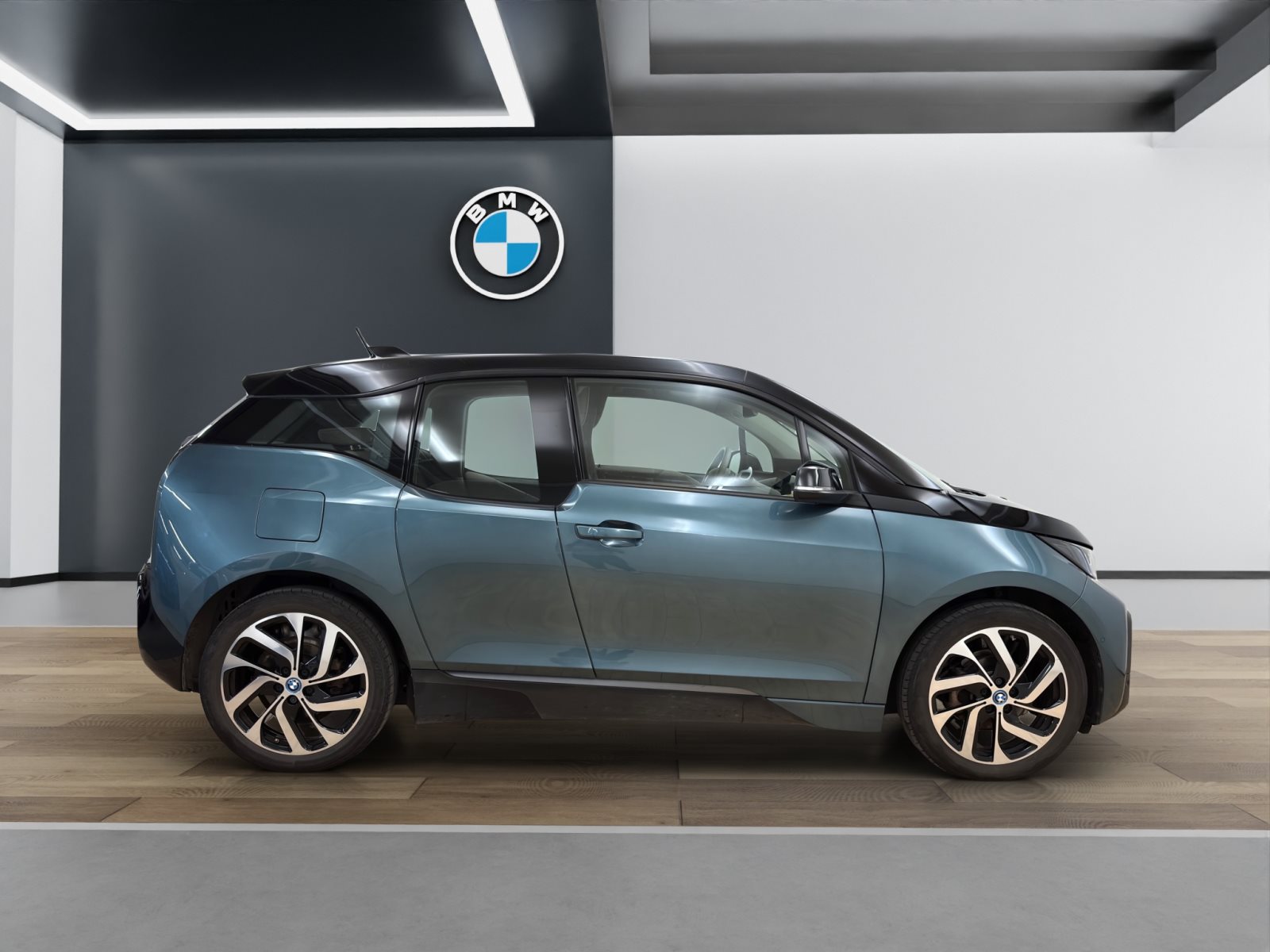 Fahrzeugabbildung BMW i3 120Ah [Navi Prof., GSD, RFK, ACC, HK Sound]