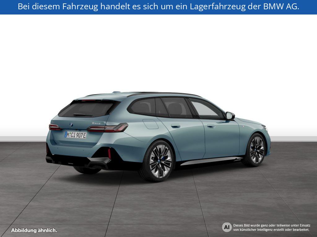 Fahrzeugabbildung BMW 530e xDrive Touring