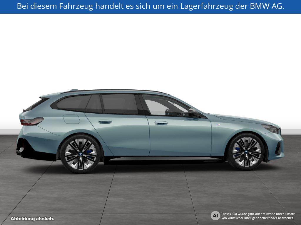 Fahrzeugabbildung BMW 530e xDrive Touring