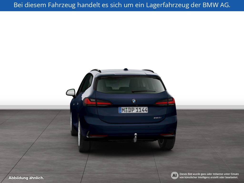 Fahrzeugabbildung BMW 220i Active Tourer