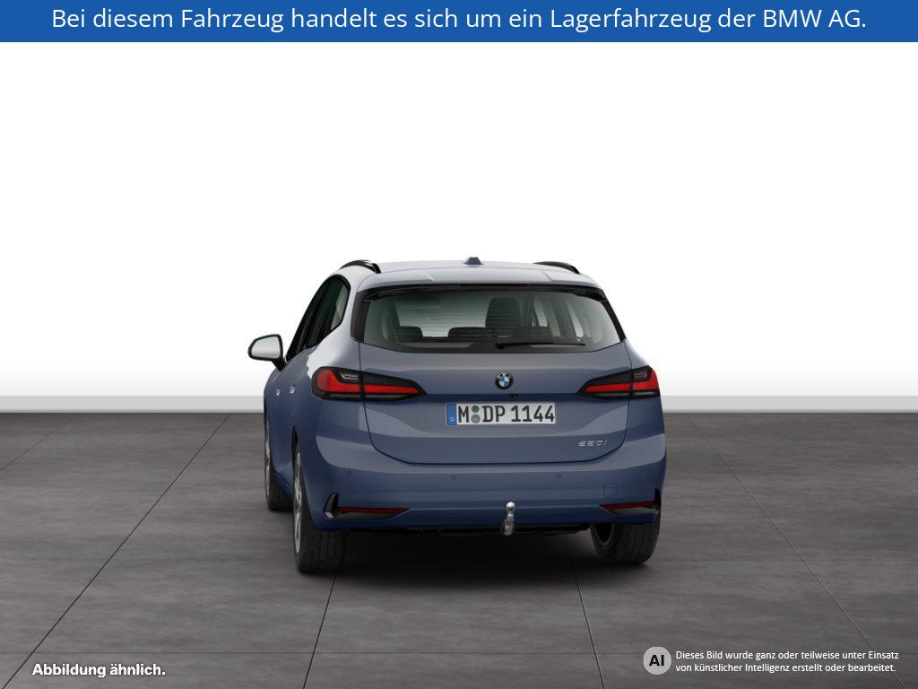 Fahrzeugabbildung BMW 220i Active Tourer