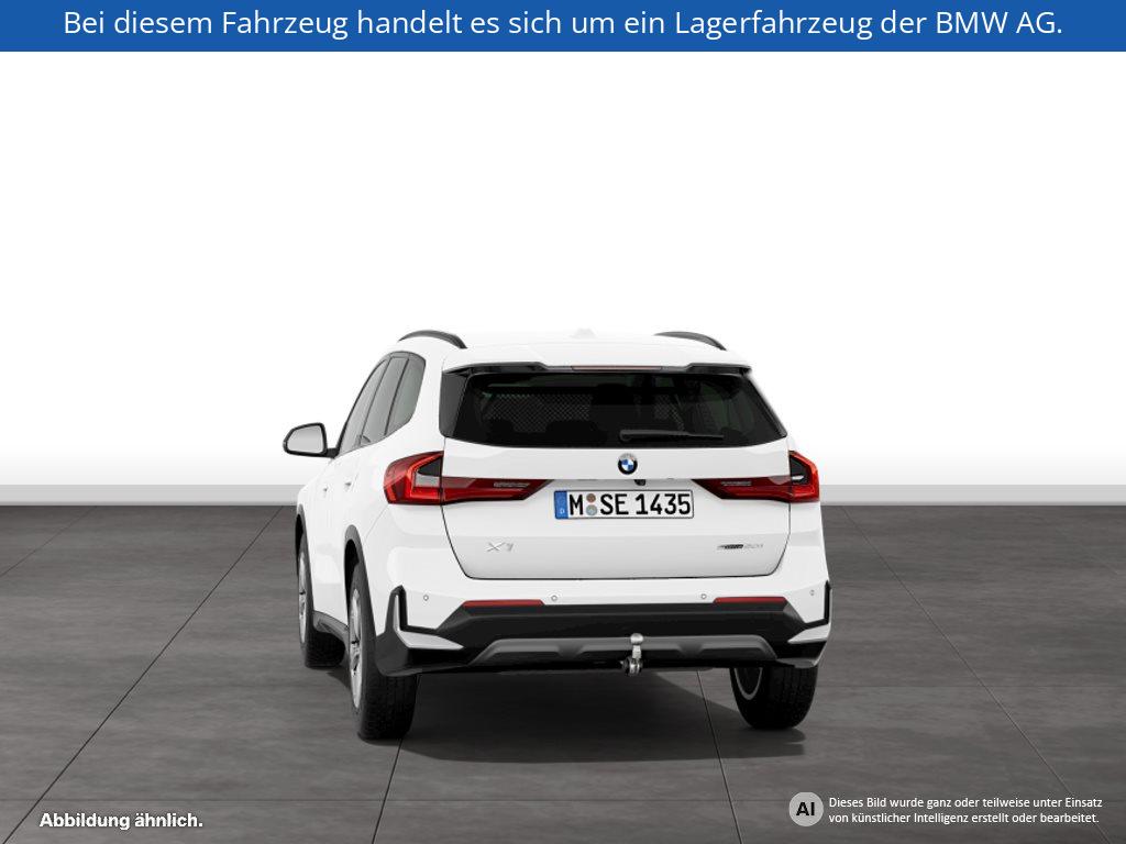 Fahrzeugabbildung BMW X1 sDrive20i