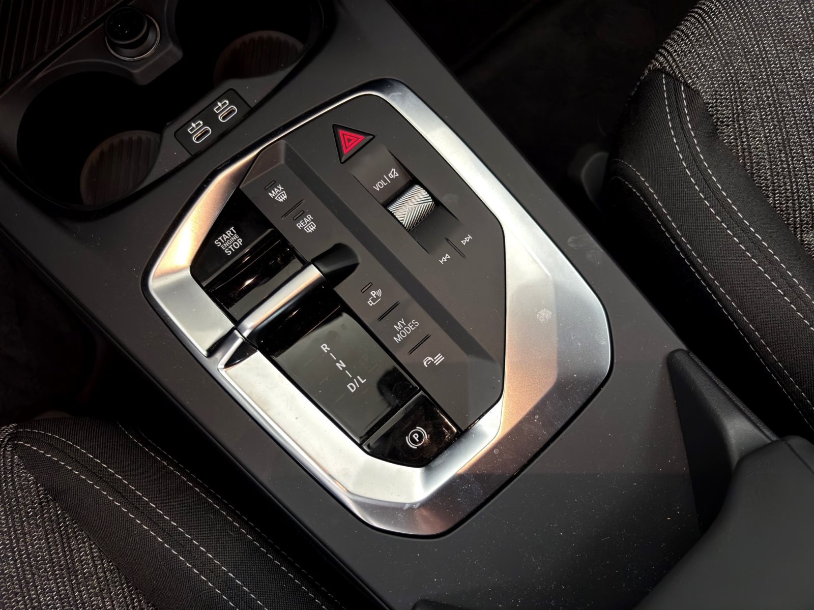 Fahrzeugabbildung BMW 120 [M Sport, Navi, 18 LMR, RFK, SHZ, LED]