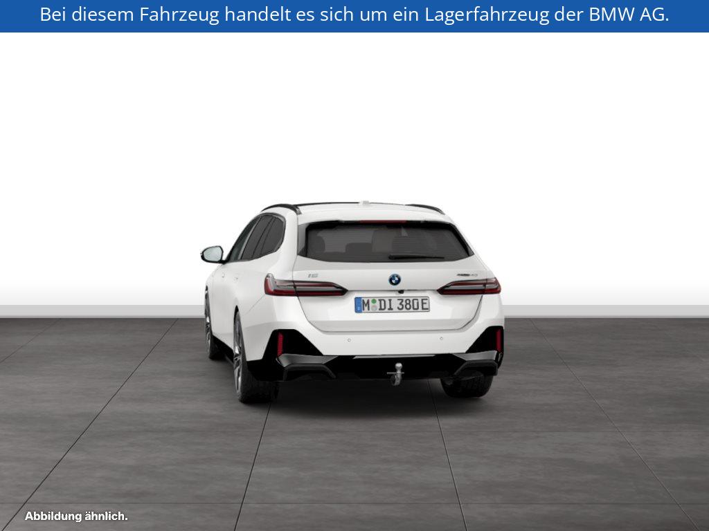 Fahrzeugabbildung BMW i5 eDrive40 Touring