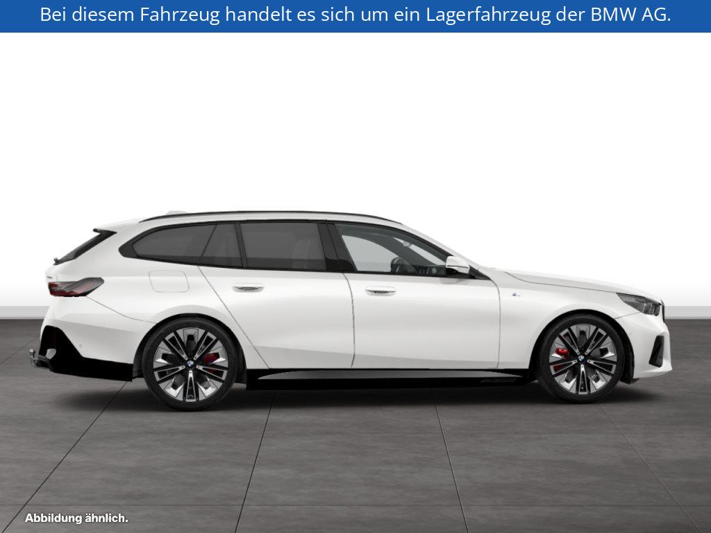 Fahrzeugabbildung BMW i5 eDrive40 Touring