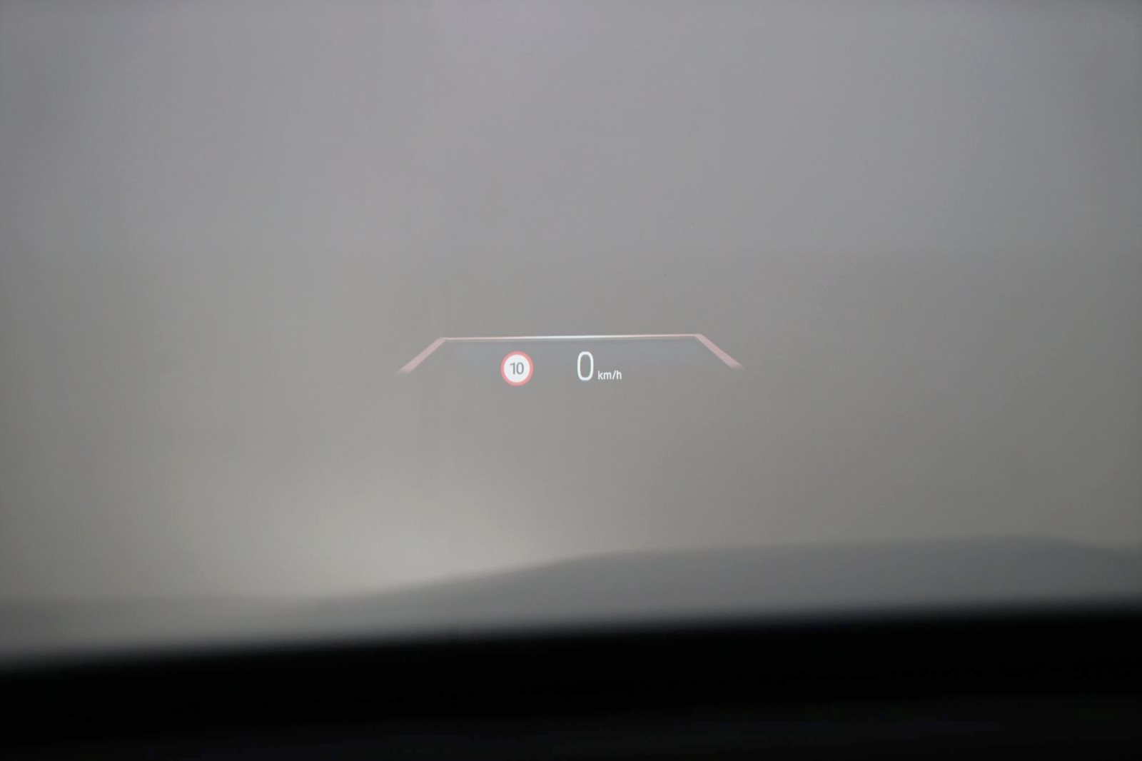 Fahrzeugabbildung BMW iX xDrive40 [Sportpaket, AHK, Laser, HUD, ACC]
