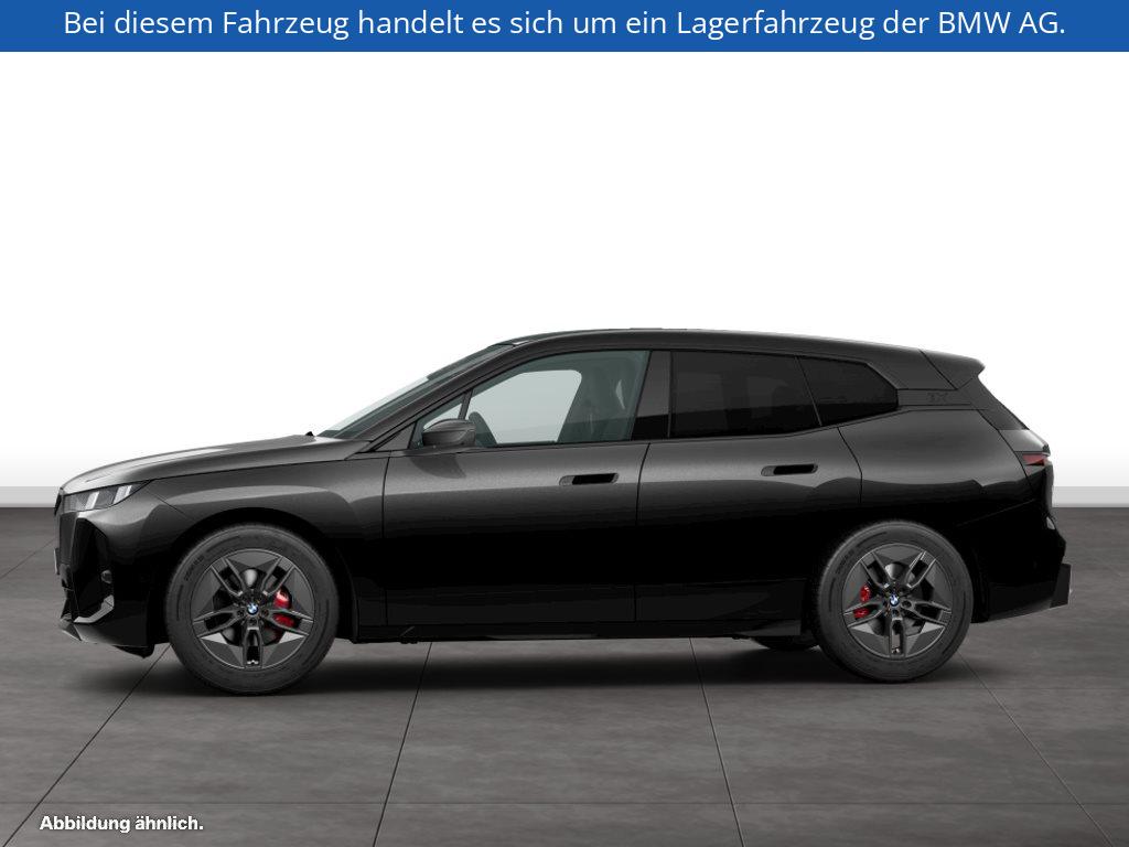 Fahrzeugabbildung BMW iX xDrive60