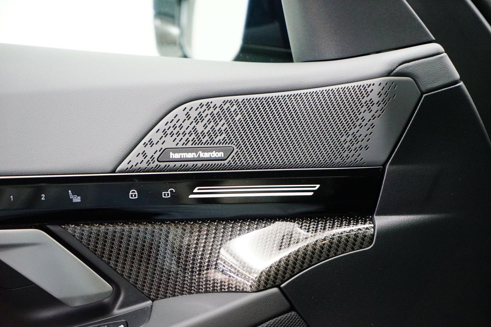 Fahrzeugabbildung BMW 540d xDrive Touring [M Sport, HUD, AHK, ACC, 21 LMR]