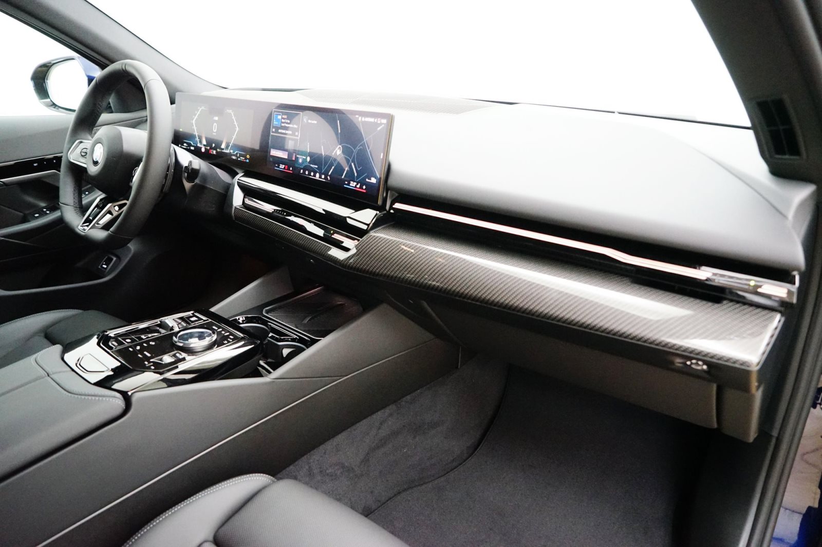 Fahrzeugabbildung BMW 540d xDrive Touring [M Sport, HUD, AHK, ACC, 21 LMR]