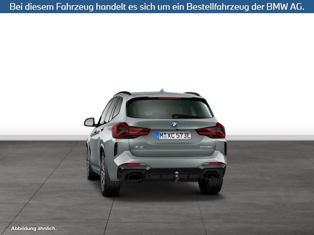 Fahrzeugabbildung BMW X3 xDrive30e