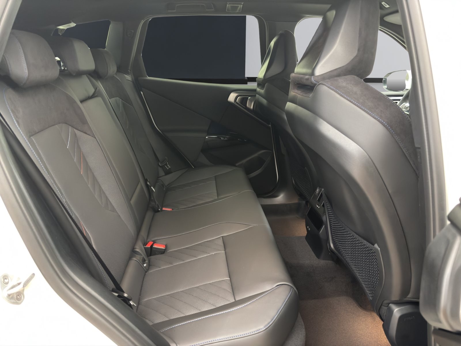 Fahrzeugabbildung BMW X3 xDrive30e [M Sport, AHK, ACC, RFK, 19 LMR]