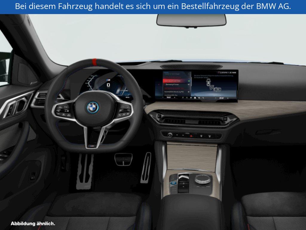 Fahrzeugabbildung BMW i4 M50 xDrive Gran Coupé