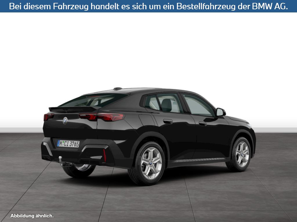 Fahrzeugabbildung BMW X2 sDrive20i