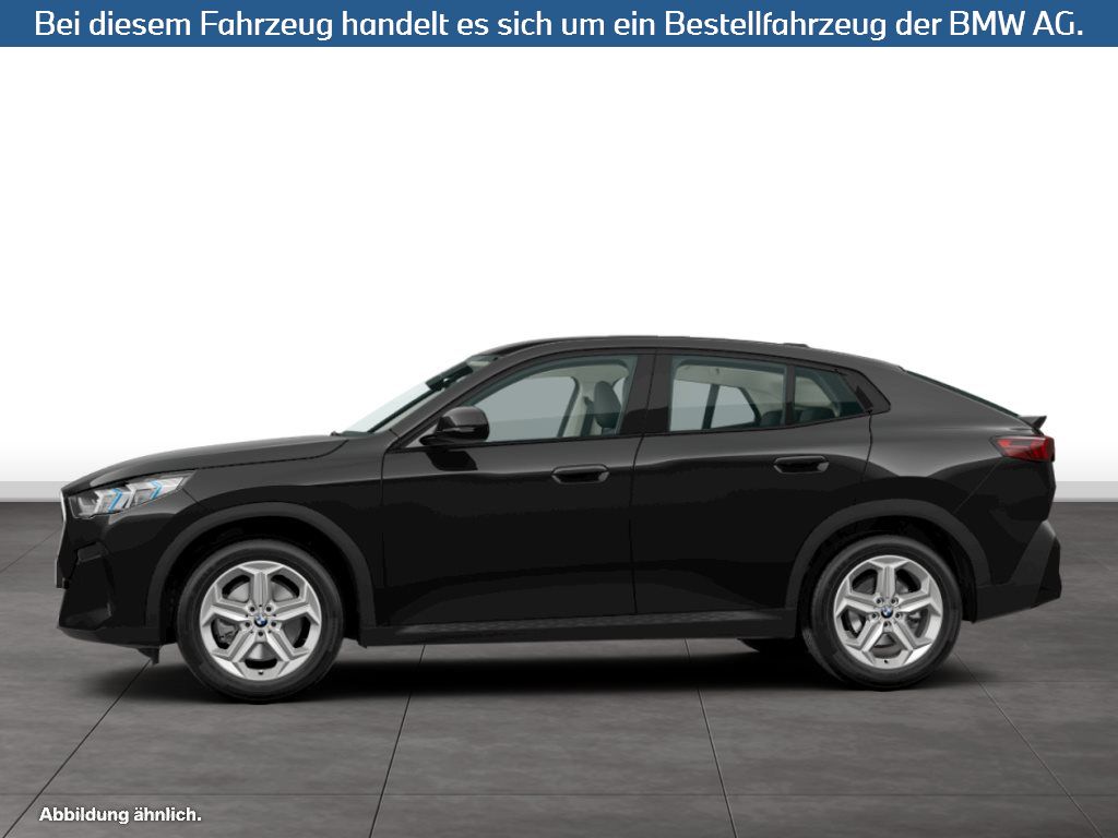 Fahrzeugabbildung BMW X2 sDrive20i