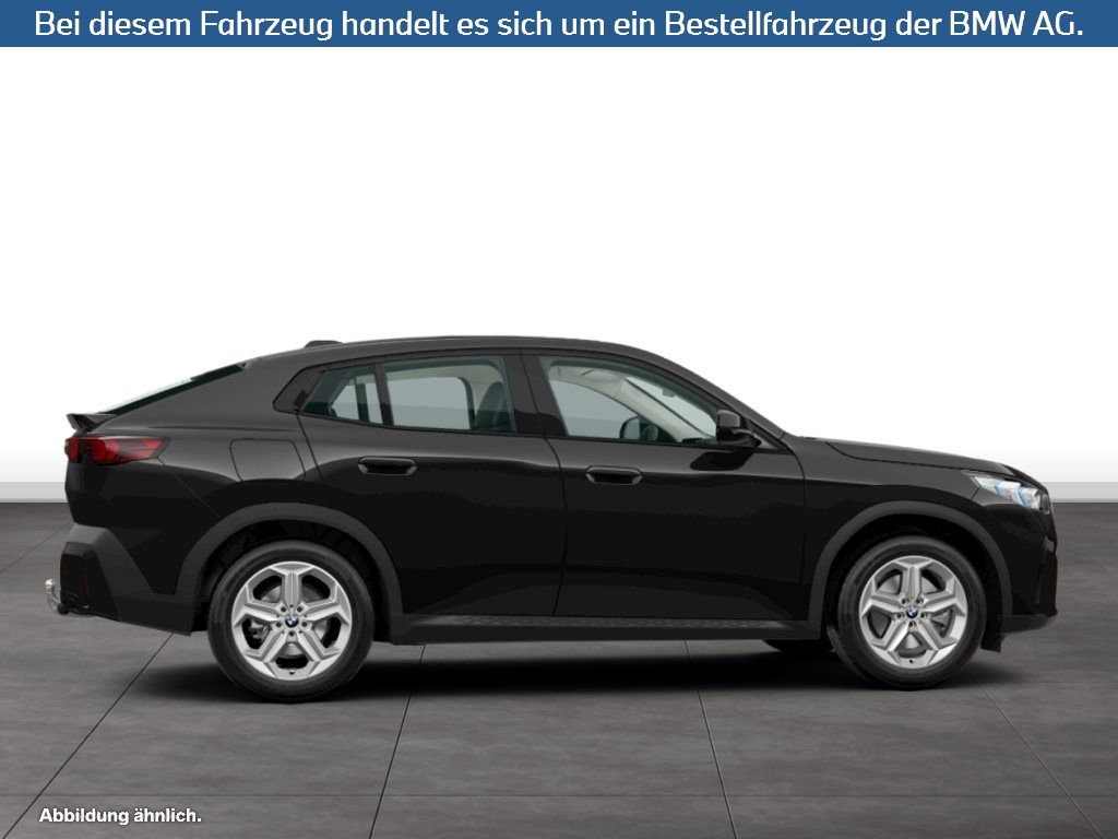Fahrzeugabbildung BMW X2 sDrive20i