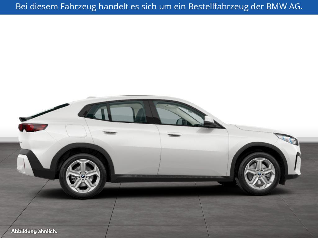 Fahrzeugabbildung BMW X2 sDrive20i