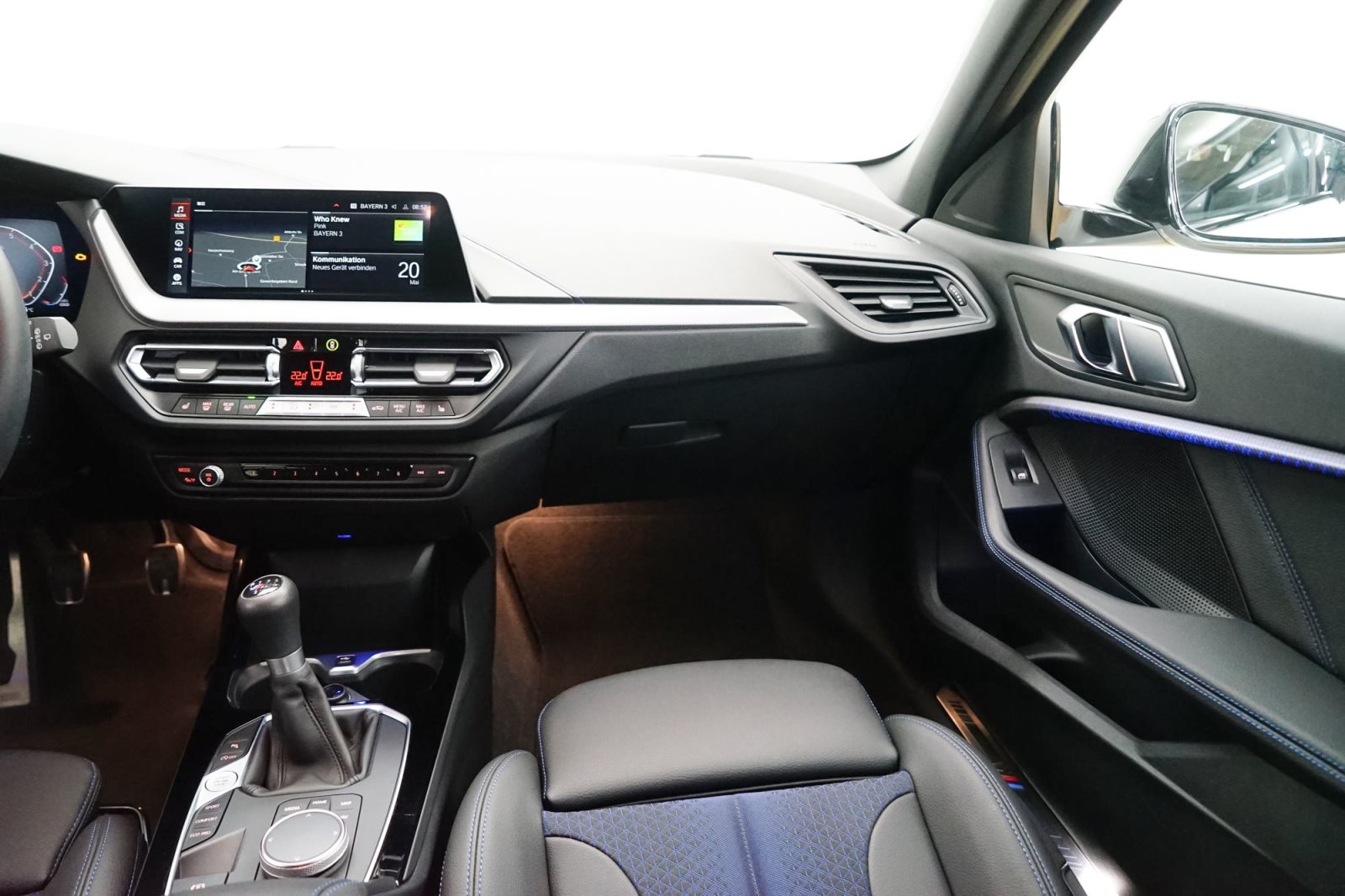 Fahrzeugabbildung BMW 118i 5-Türer [M Sport, LC Prof., LED, PDC, SHZ]