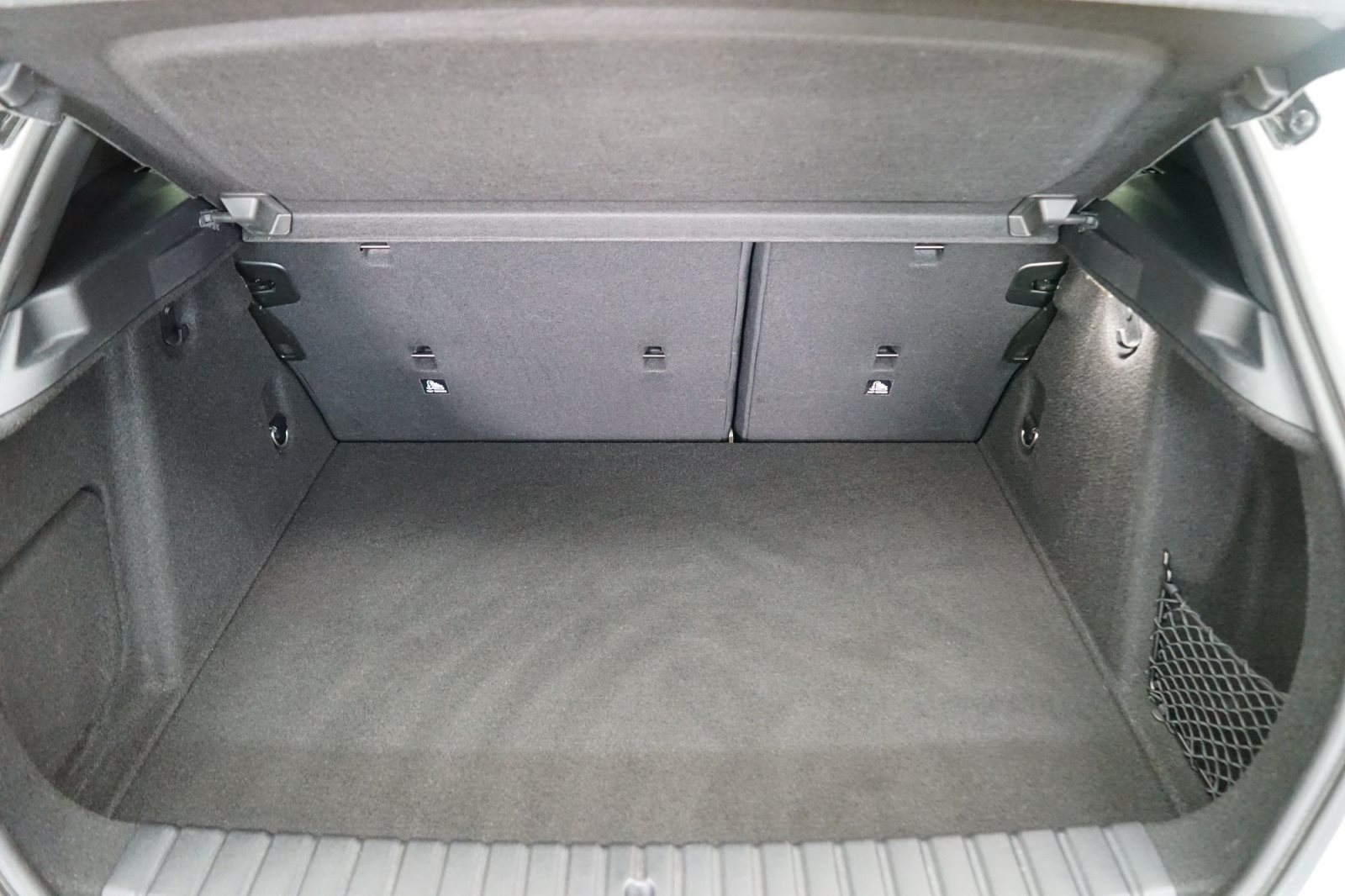 Fahrzeugabbildung BMW 118i 5-Türer [M Sport, LC Prof., LED, PDC, SHZ]