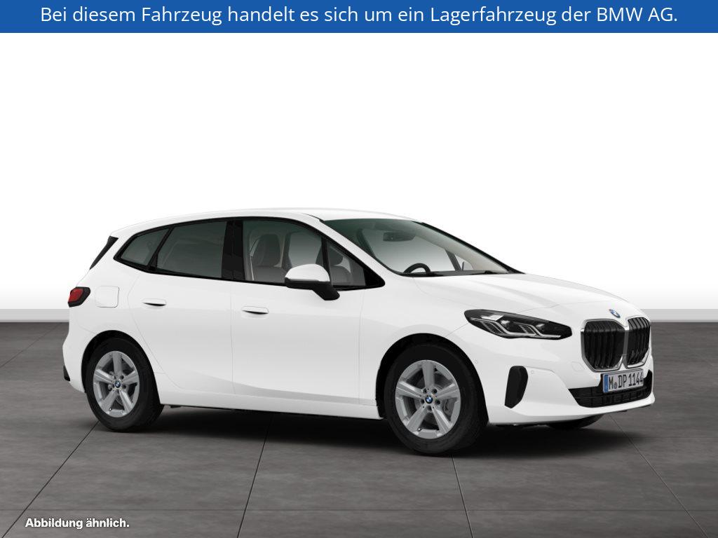 Fahrzeugabbildung BMW 220i Active Tourer