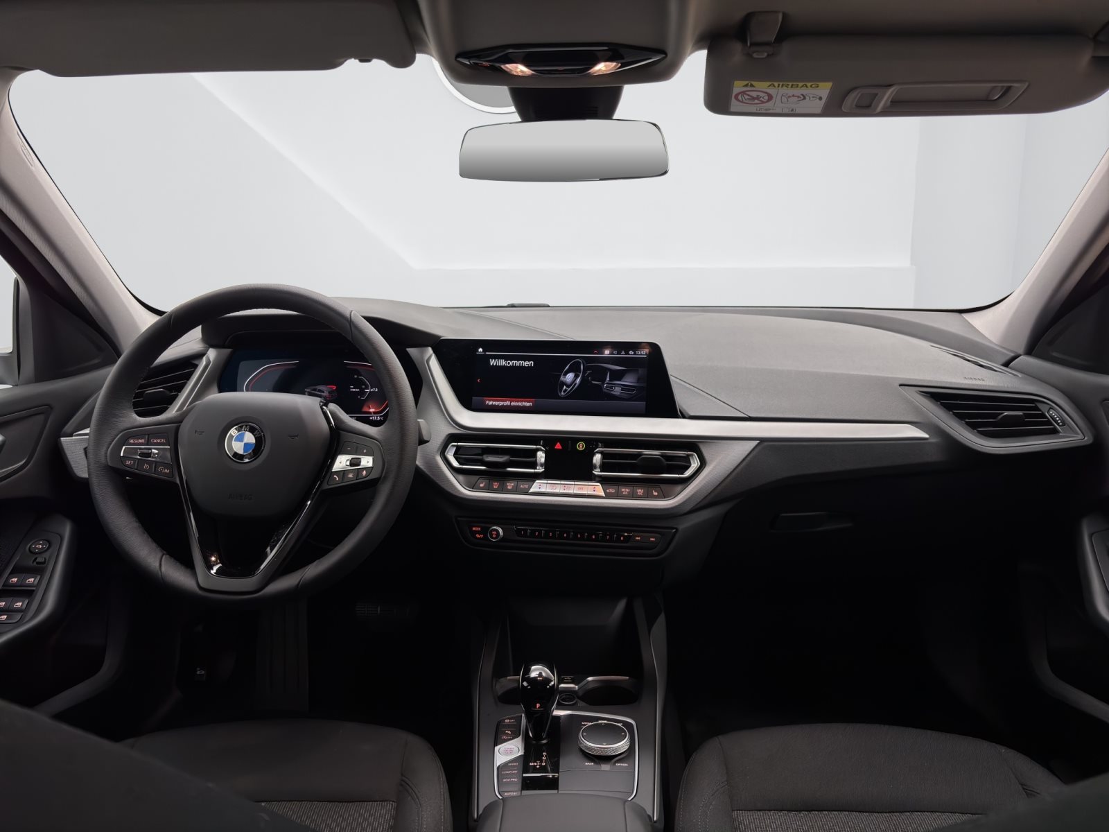Fahrzeugabbildung BMW 116i 5-Türer [Advantage, LC Prof., RFK, SHZ]
