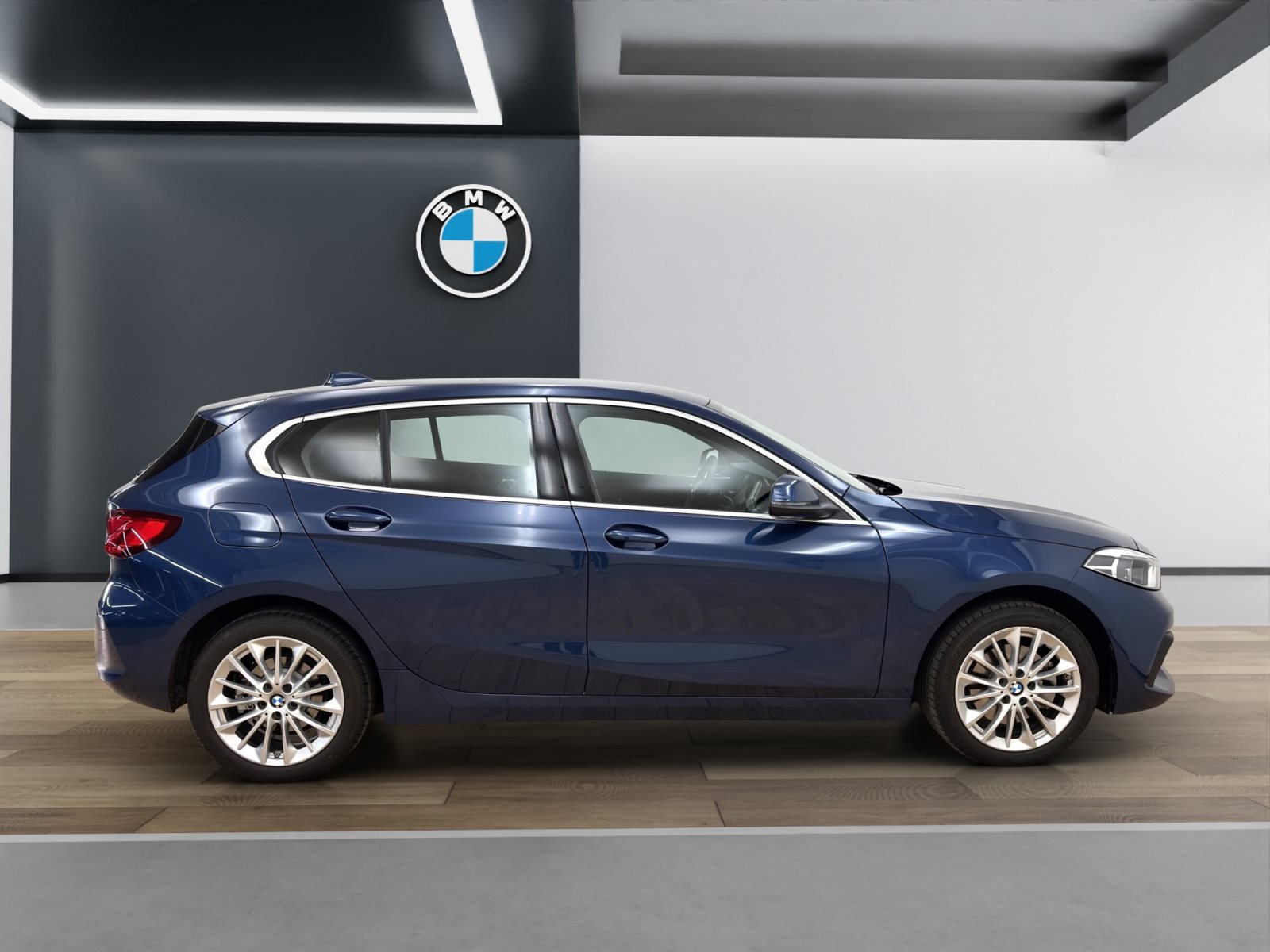 Fahrzeugabbildung BMW 116i 5-Türer [Advantage, LC Prof., RFK, SHZ]