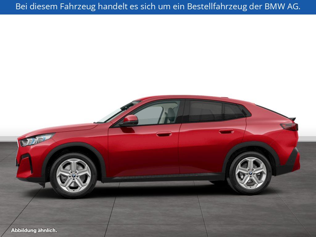 Fahrzeugabbildung BMW X2 sDrive20i