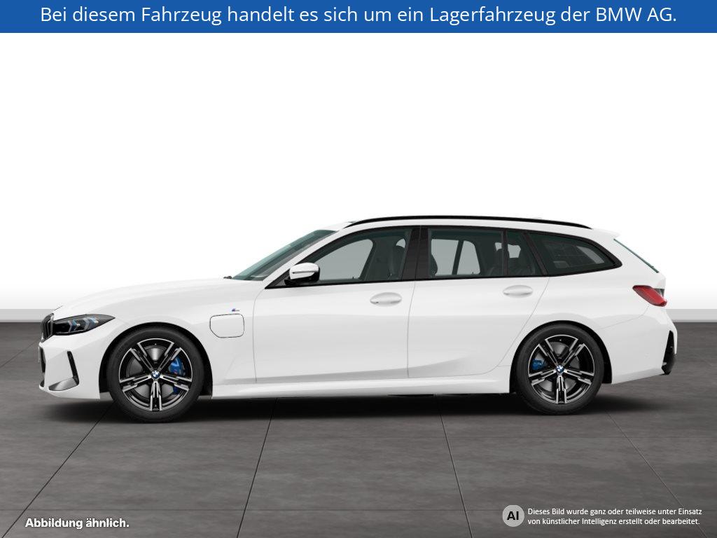 Fahrzeugabbildung BMW 330e Touring