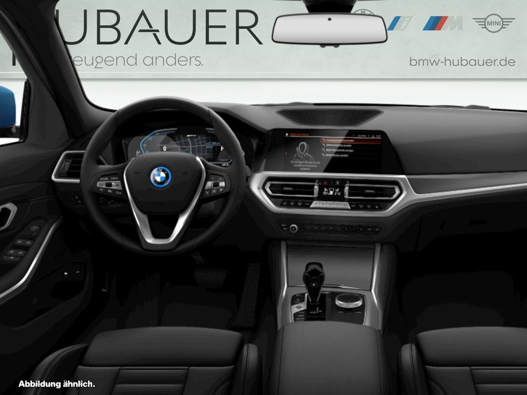 Fahrzeugabbildung BMW 320e Touring [Advantage, LC Prof., PDC, ACC]