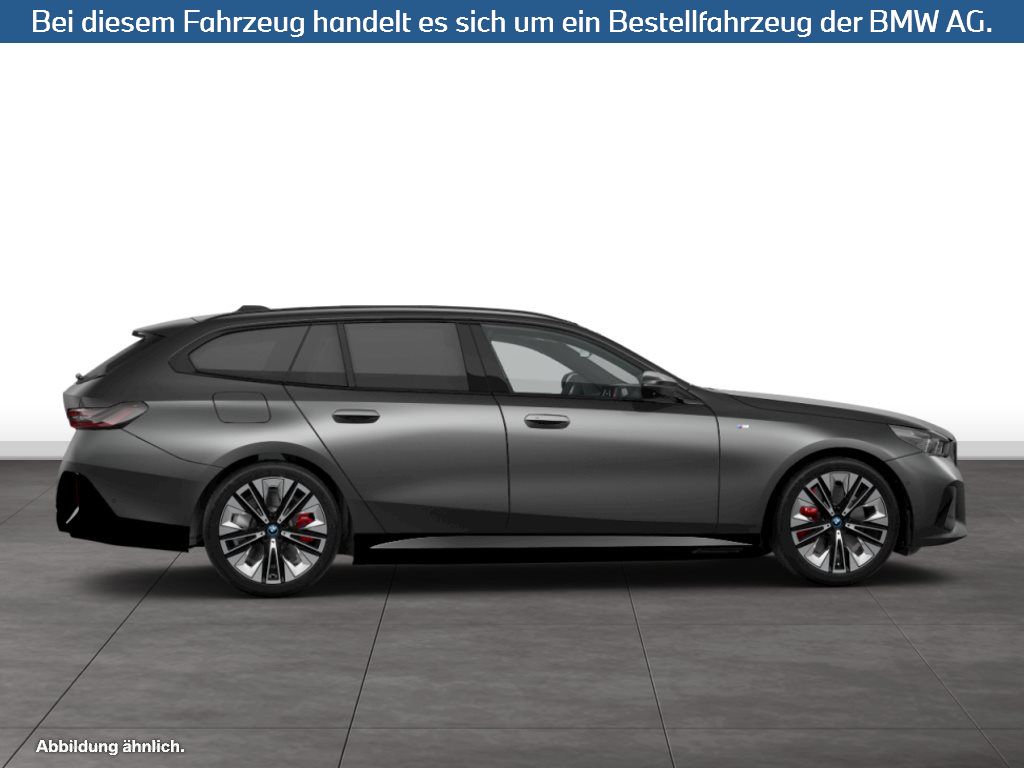 Fahrzeugabbildung BMW i5 M60 xDrive Touring