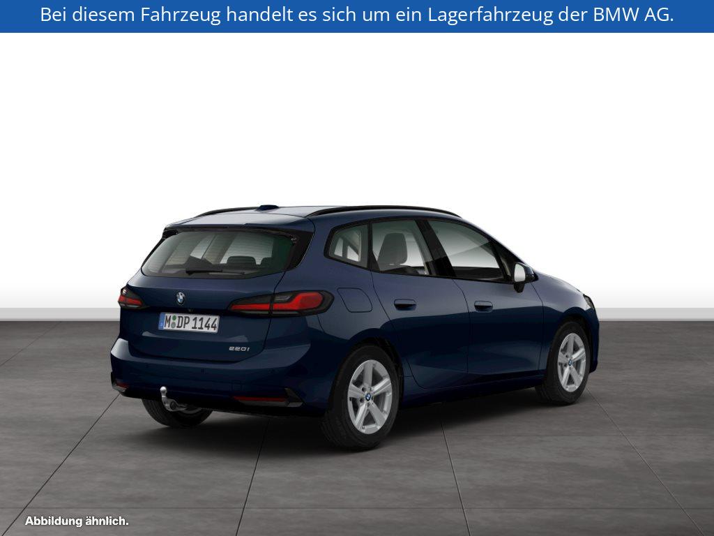 Fahrzeugabbildung BMW 220i Active Tourer