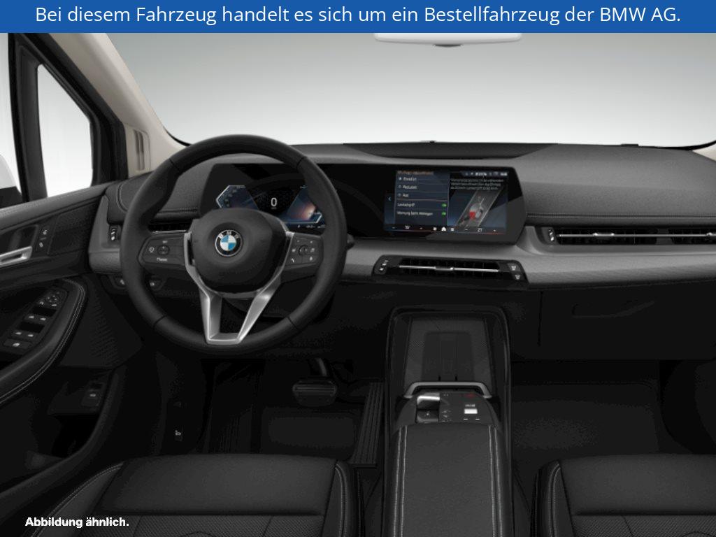 Fahrzeugabbildung BMW 218i Active Tourer
