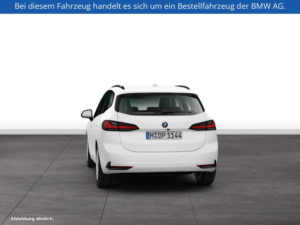 Fahrzeugabbildung BMW 218i Active Tourer
