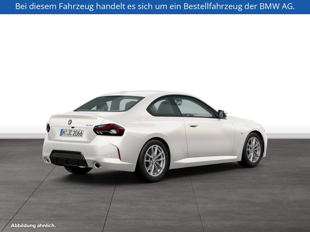 Fahrzeugabbildung BMW 218i Coupé