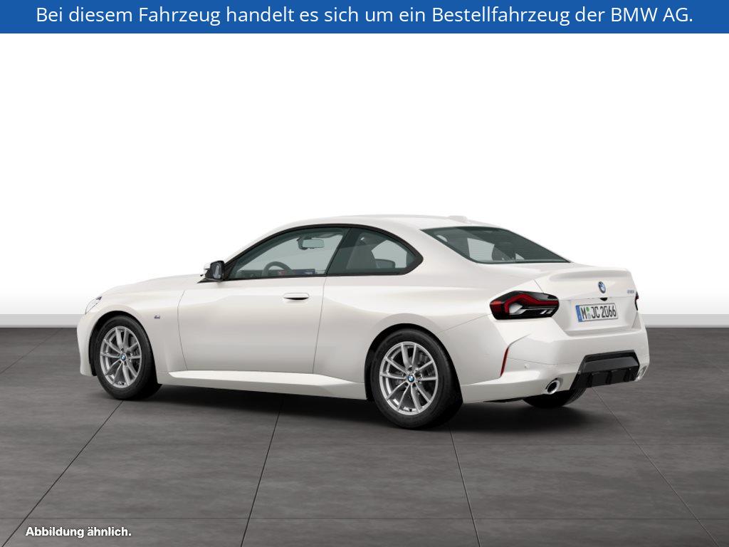 Fahrzeugabbildung BMW 218i Coupé