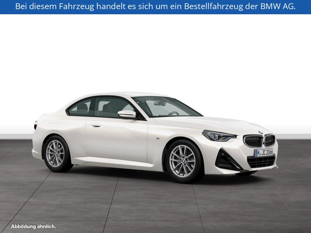 Fahrzeugabbildung BMW 218i Coupé