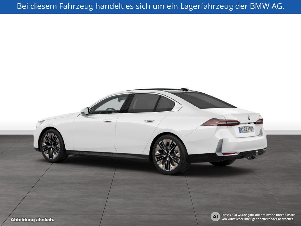 Fahrzeugabbildung BMW 520i Limousine