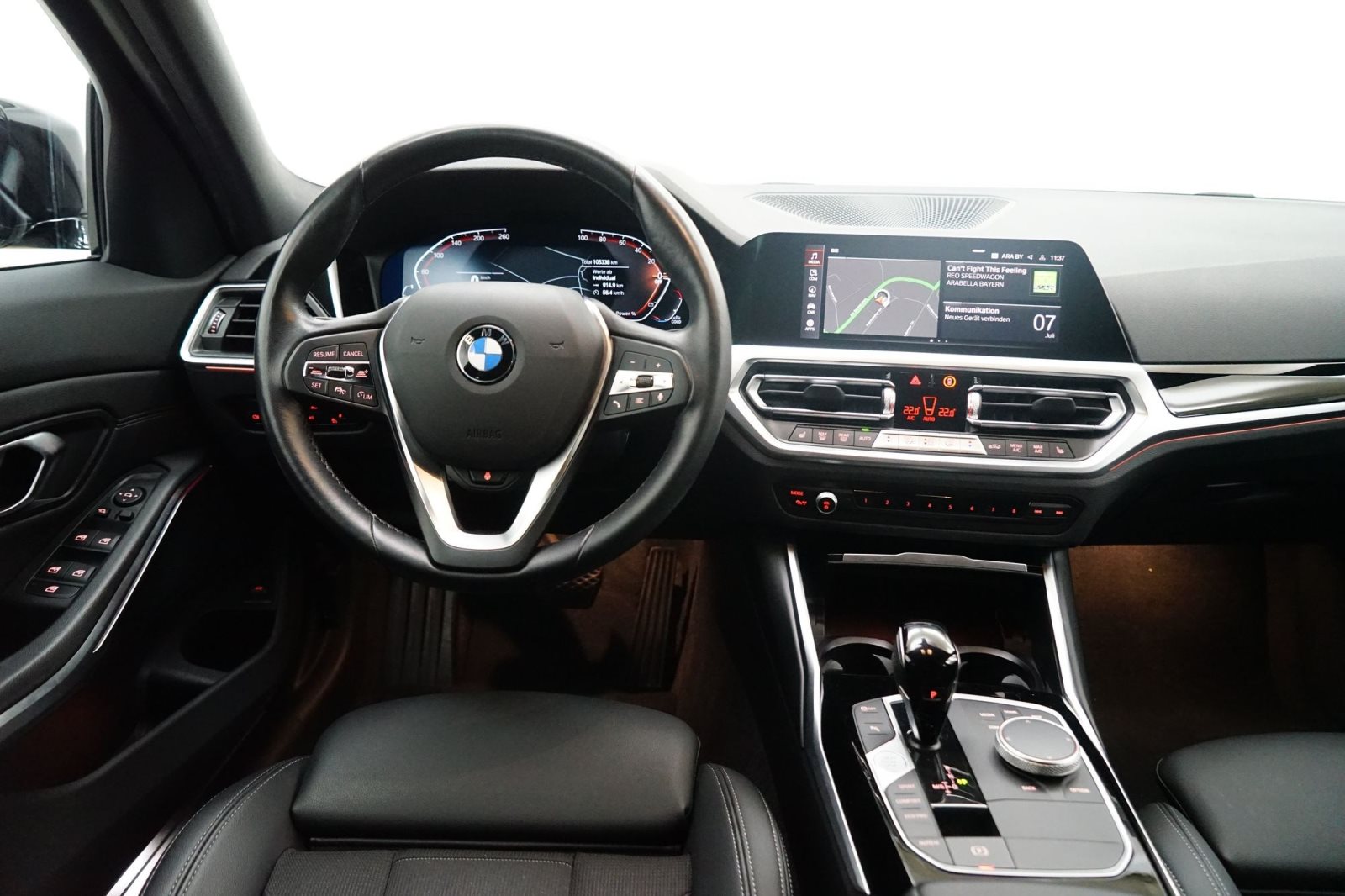 Fahrzeugabbildung BMW 320d xDrive Touring [Sport Line, LC Prof, AHK, ACC, Laser]