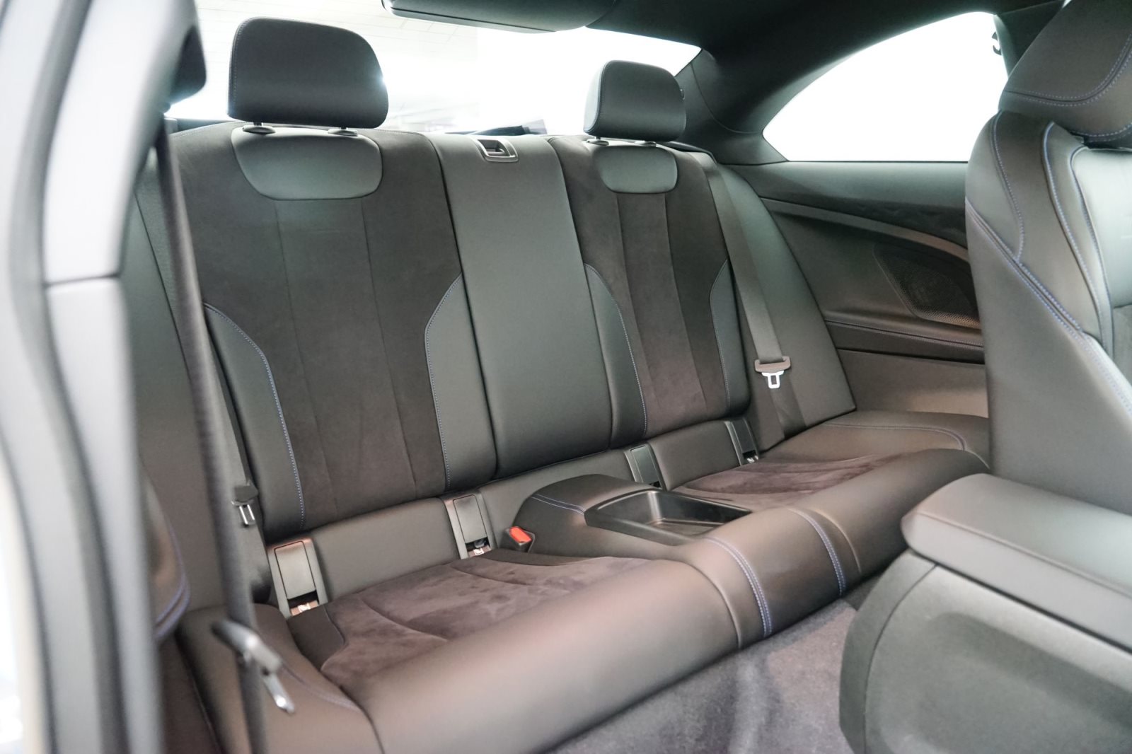 Fahrzeugabbildung BMW M2 Coupé [LC Plus, LED, RFK, HiFi, SHZ]