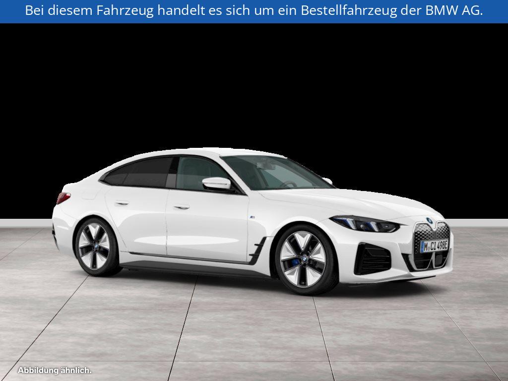 Fahrzeugabbildung BMW i4 xDrive40 Gran Coupé