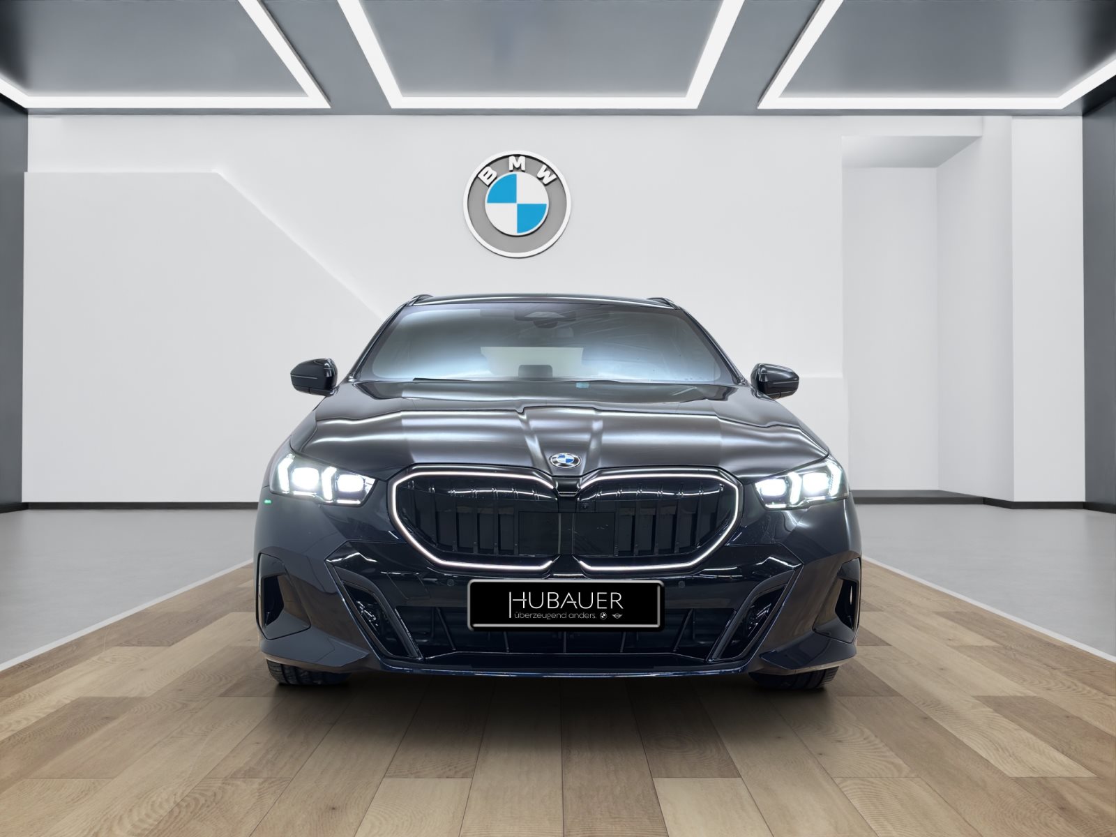Fahrzeugabbildung BMW 520d xDrive Touring [M Sport Pro, HUD, AHK, ACC, h&k Sound]