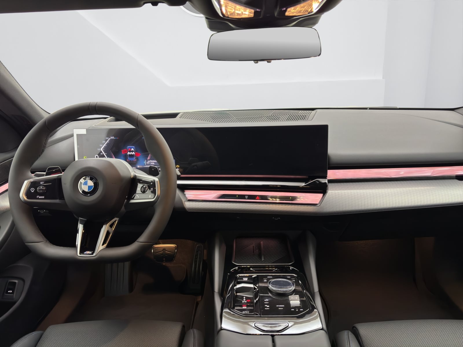Fahrzeugabbildung BMW 520d xDrive Touring [M Sport Pro, HUD, AHK, ACC, h&k Sound]