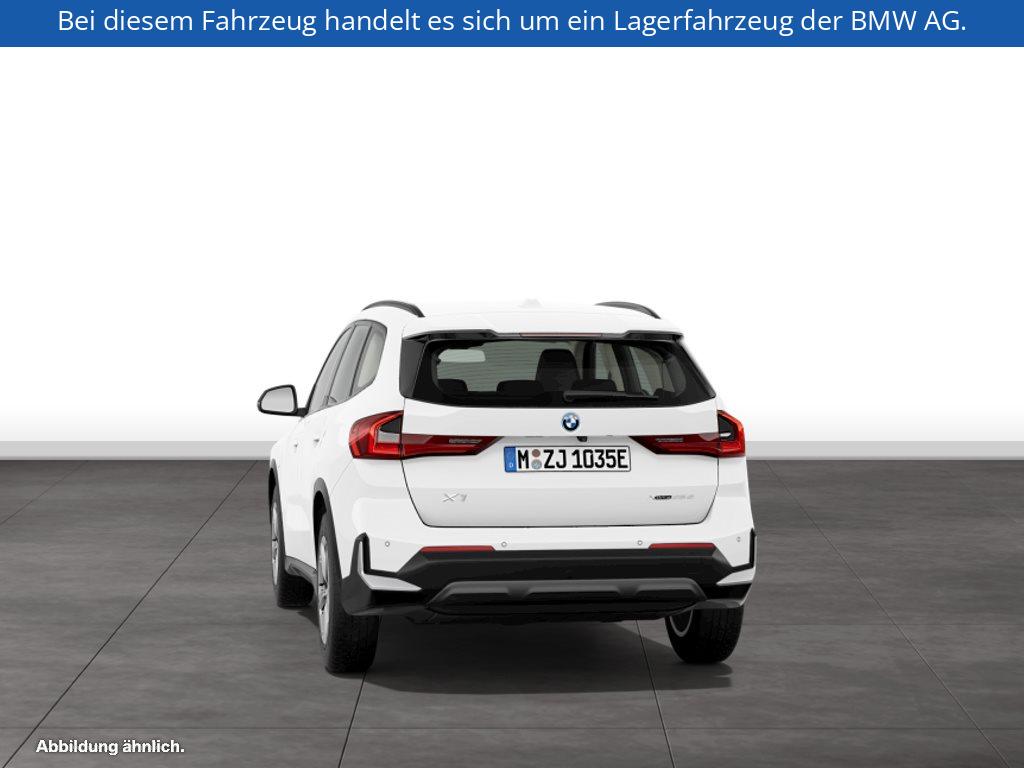 Fahrzeugabbildung BMW X1 xDrive25e