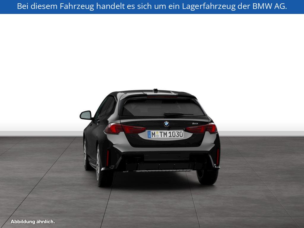 Fahrzeugabbildung BMW 123 xDrive