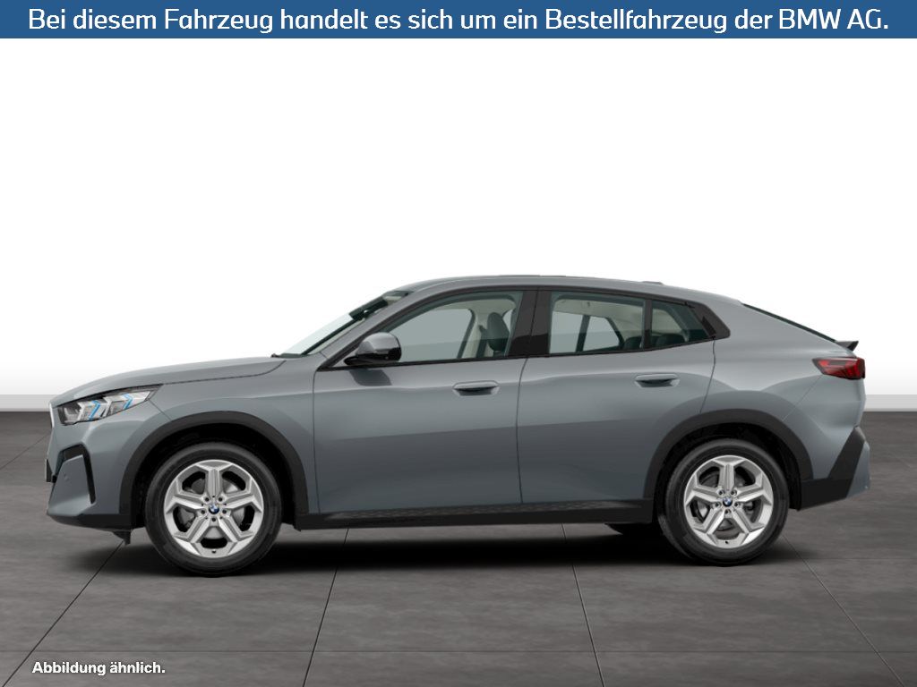 Fahrzeugabbildung BMW X2 sDrive18d