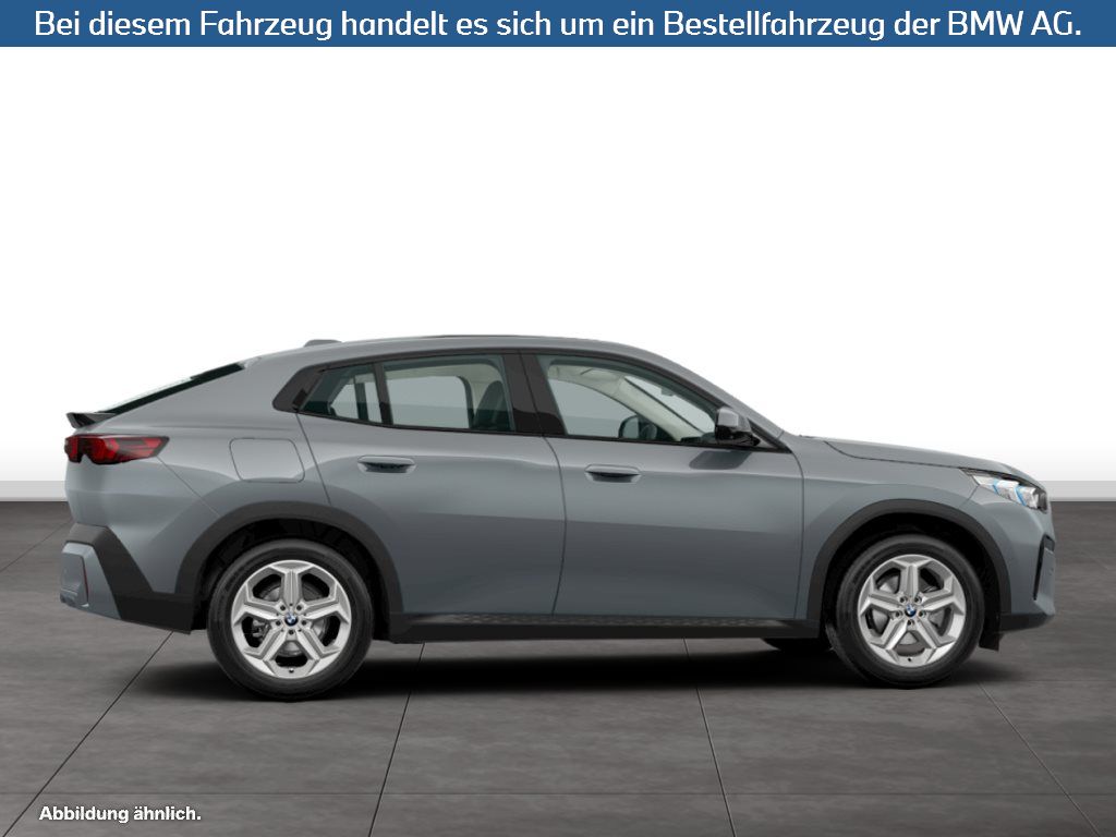 Fahrzeugabbildung BMW X2 sDrive18d